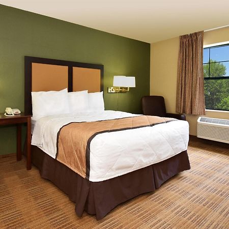 Sonesta Simply Suites Lafayette Airport Екстериор снимка
