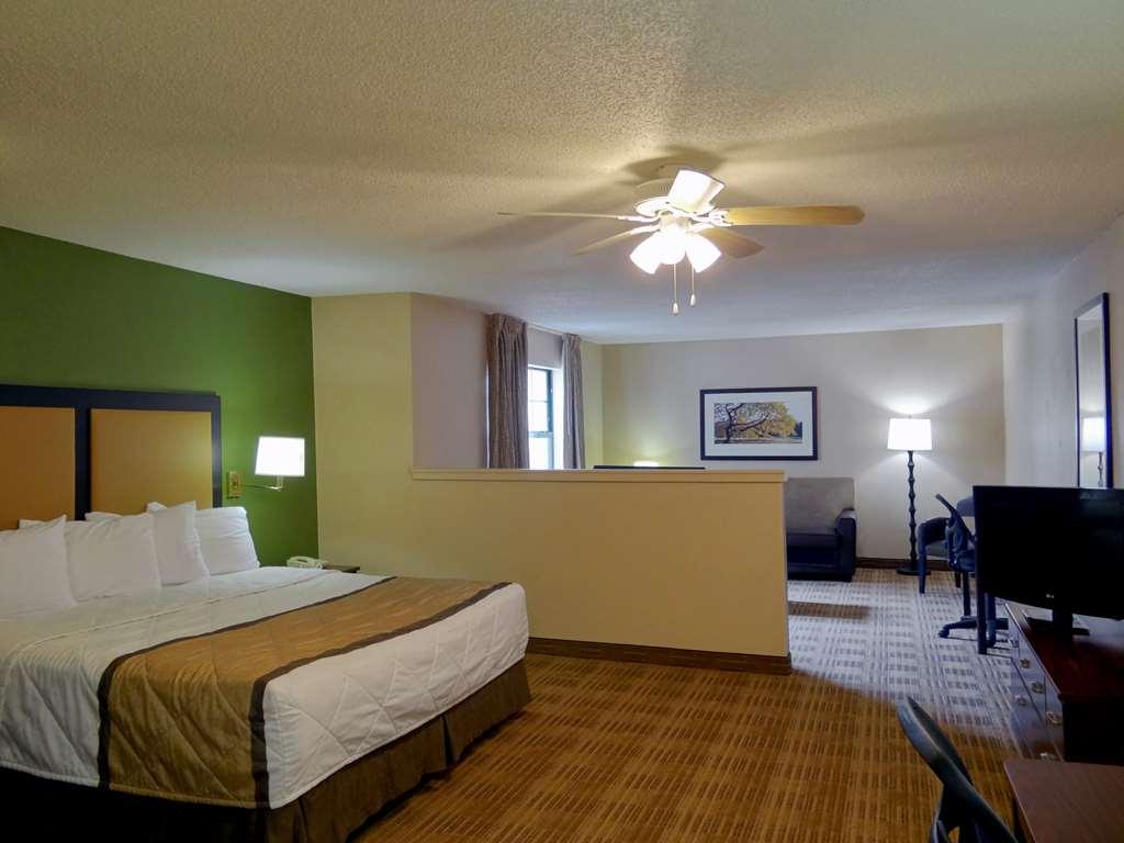 Sonesta Simply Suites Lafayette Airport Стая снимка