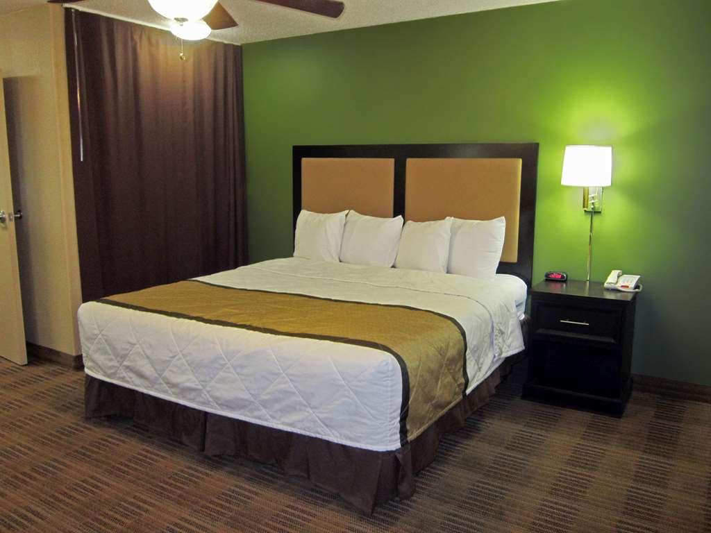 Sonesta Simply Suites Lafayette Airport Стая снимка