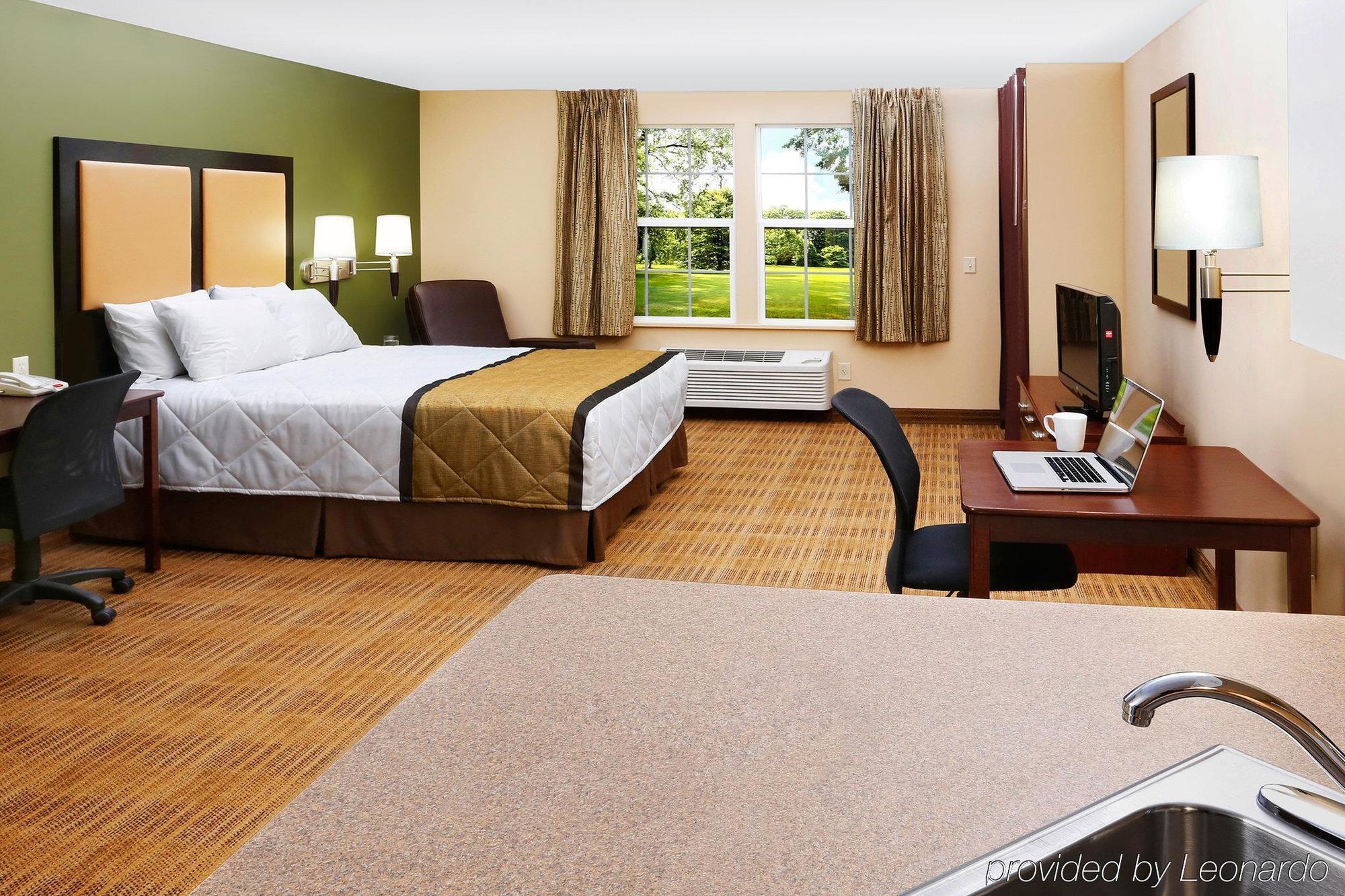 Sonesta Simply Suites Lafayette Airport Екстериор снимка